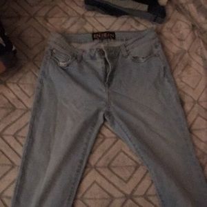 Skinny jeans